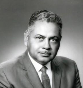 Headshot of Chuck Toney